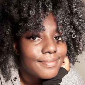 Meet your Posher, Shelle